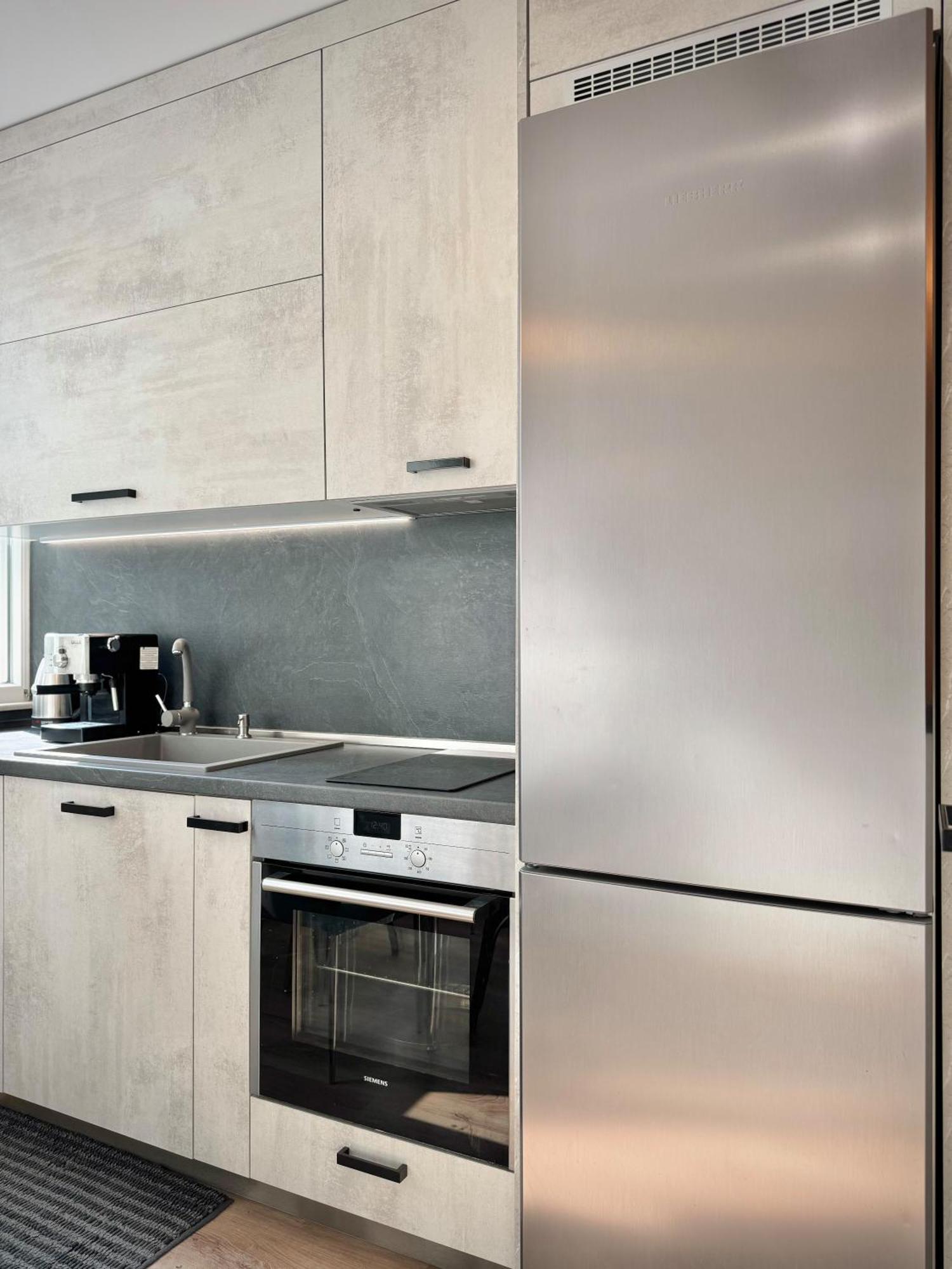 Top Centre 2Bed Apartment For 5 Guests 2 Minutes From High Street Plovdiv Exterior foto